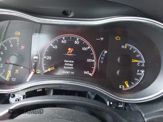 2018 Jeep Grand Cherokee Laredo E с VIN 1C4RJFAG8JC500877, выставлен на аукционе IAAI как лот 41797456 с пробегом 95 067 миль миль и . История ставок и продаж доступна на DreamBid. Изображение 7.