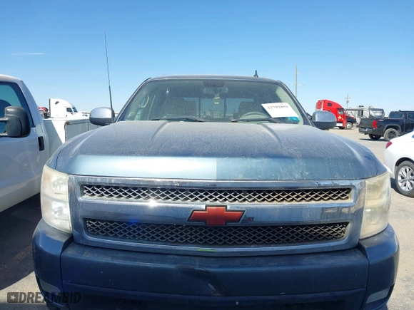 2008 Chevrolet Silverado 1500 LTZ with VIN 3GCEK13M08G115256, listed as a IAAI auction lot 41702859 with 171,877 mi miles. Bid and sale history available at carsss.com. Image 6.