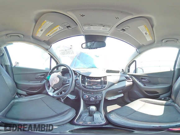 2020 Chevrolet Trax LT with VIN KL7CJLSBXLB332009, listed as a Copart auction lot 62892085 with 31,802 mi miles and Salvage title. Bid and sale history available at DreamBid. Image 15.