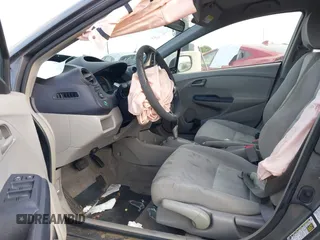 2010 Honda Insight LX with VIN JHMZE2H5XAS038974, listed as a IAAI auction lot 41958346 with Not provided miles and . Bid and sale history available at DreamBid. Image 5.