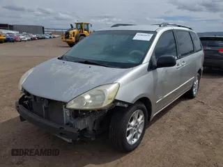 2005 Toyota Sienna LE with VIN 5TDBA23C95S052383, listed as a IAAI auction lot 41804026 with 203,429 mi miles. Bid and sale history available at carsss.com. Image 6.
