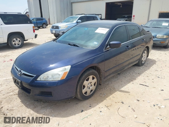2007 Honda Accord LX с VIN 1HGCM56477A007641, выставлен на аукционе IAAI как лот 42391611 с пробегом 191 325 миль миль и . История ставок и продаж доступна на DreamBid. Изображение 2.