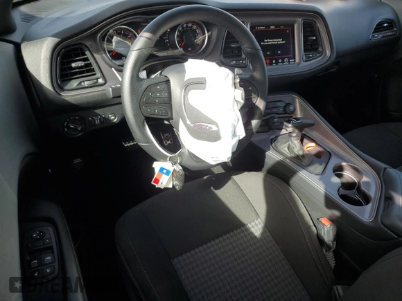2023 Dodge Challenger R/T Scat Pack z VIN 2C3CDZFJ7PH662285, wystawiony jako Copart lot #47824725 z przebiegiem 288 mil mil oraz Szkoda całkowita • Salvage title. Historia ofert i sprzedaży dostępna na DreamBid. Obrazek 8.