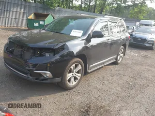 2011 Toyota Highlander Limited z VIN 5TDDK3EH5BS087809, wystawiony jako IAAI lot #42412004 z przebiegiem 191 511 mil mil oraz . Historia ofert i sprzedaży dostępna na DreamBid. Obrazek 2.