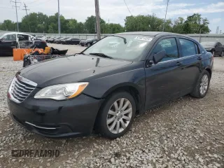 2014 Chrysler 200 Touring z VIN 1C3CCBBB0EN107613, wystawiony jako Copart lot #57521425 z przebiegiem 36 783 mil mil oraz Tytuł czysty. Historia ofert i sprzedaży dostępna na DreamBid. Obrazek 1.