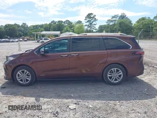 2021 Toyota Sienna Limited z VIN 5TDZRKEC7MS001242, wystawiony jako IAAI lot #42197486 z przebiegiem 99 182 mil mil oraz . Historia ofert i sprzedaży dostępna na DreamBid. Obrazek 14.