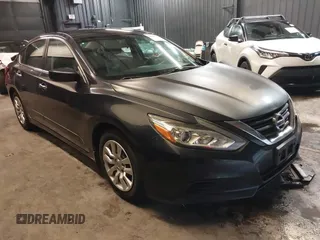 2017 Nissan Altima SL z VIN 1N4AL3AP2HC129768, wystawiony jako IAAI lot #41644741 z przebiegiem 102 198 mil mil oraz . Historia ofert i sprzedaży dostępna na DreamBid. Obrazek 1.