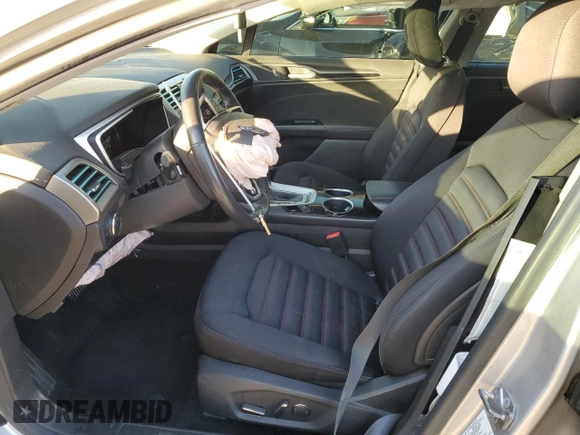 2014 Ford Fusion SE with VIN 3FA6P0H71ER141485, listed as a Copart auction lot 49236925 with 69,250 mi miles and Non Repairable. Bid and sale history available at carsss.com. Image 7.
