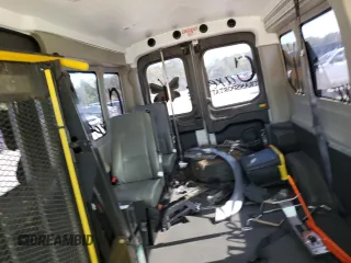 2019 Ford Transit с VIN 1FTYE2CM7KKA21210, выставлен на аукционе Copart как лот 55935235 с пробегом 261 234 миль миль и Списание • Salvage title. История ставок и продаж доступна на DreamBid. Изображение 10.