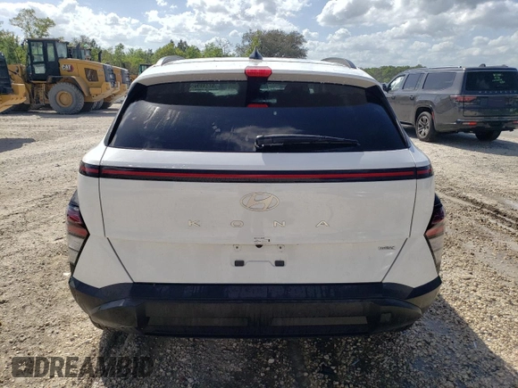 2025 Hyundai Kona SEL with VIN KM8HBCAB0SU237612, listed as a Copart auction lot 51841975 with 0 mi miles and Non Repairable. Bid and sale history available at carsss.com. Image 6.