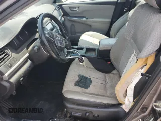 2015 Toyota Camry XLE z VIN 4T1BF1FK4FU039015, wystawiony jako Copart lot #59293295 z przebiegiem 130 335 mil mil oraz Szkoda całkowita • Salvage title. Historia ofert i sprzedaży dostępna na DreamBid. Obrazek 7.