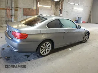 2013 BMW 3 Series 328i xDrive with VIN WBAKF3C54DJ386161, listed as a Copart auction lot 73372714 with 64,838 mi miles and Salvage Title. Bid and sale history available at carsss.com. Image 3.