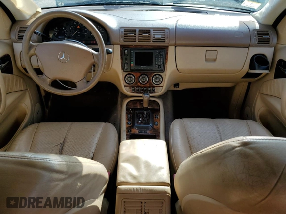 2002 Mercedes-Benz M-Class with VIN 4JGAB54E12A313438, listed as a Copart auction lot 81730174 with 178,470 mi miles and Clean Title. Bid and sale history available at carsss.com. Image 8.