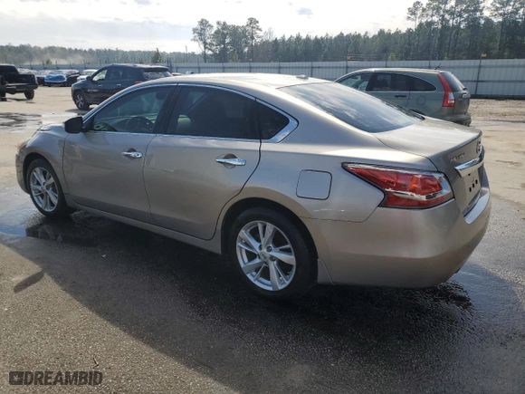 2015 Nissan Altima 2.5 with VIN 1N4AL3AP1FN339604, listed as a Copart auction lot 45107305 with 220,931 mi miles and Salvage Title. Bid and sale history available at carsss.com. Image 2.