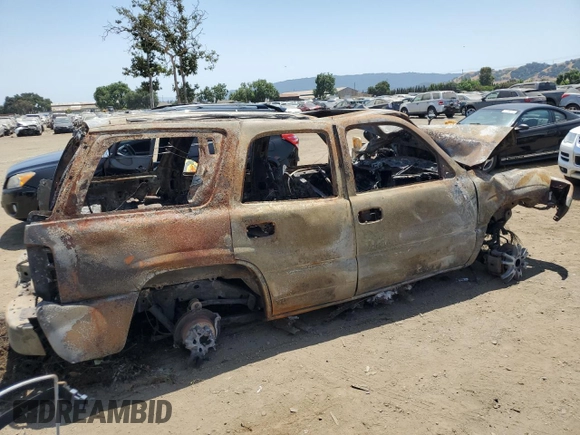 2004 GMC Yukon SLT z VIN 1GKEC13T44R300400, wystawiony jako Copart lot #59169445 z przebiegiem Nie podano mil oraz Nie do naprawy • Non repairable. Historia ofert i sprzedaży dostępna na DreamBid. Obrazek 3.