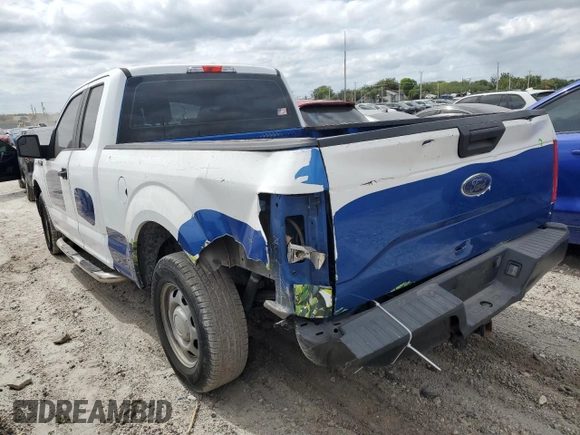 2016 Ford F-150 XL with VIN 1FTEX1CP5GFA18422, listed as a Copart auction lot 52132875 with 137,413 mi miles and Clean Title. Bid and sale history available at carsss.com. Image 2.