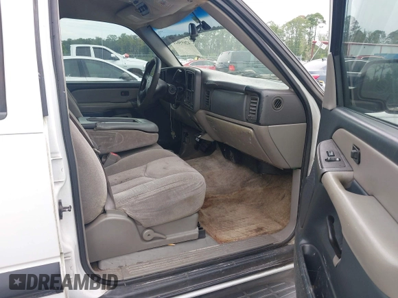 2003 Chevrolet Tahoe LS z VIN 1GNEC13Z53R173663, wystawiony jako IAAI lot #42695621 z przebiegiem 431 013 mil mil oraz . Historia ofert i sprzedaży dostępna na DreamBid. Obrazek 5.