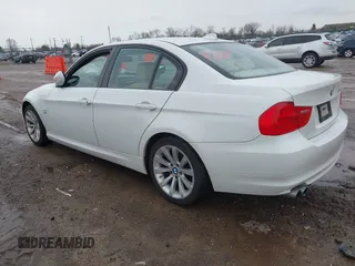 2011 BMW 3 Series 328i xDrive with VIN WBAPK7G53BNN71066, listed as a IAAI auction lot 41944444 with 191,063 mi miles. Bid and sale history available at carsss.com. Image 3.