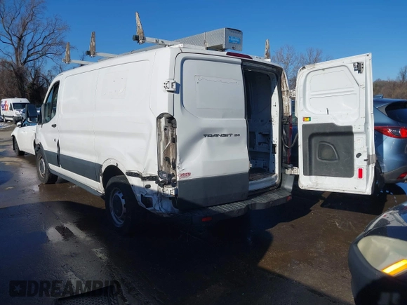 2016 Ford Transit Cargo with VIN 1FTYE1ZM6GKA26116, listed as a IAAI auction lot 41239816 with 173,115 mi miles and . Bid and sale history available at carsss.com. Image 3.