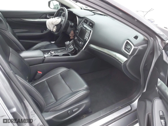 2020 Nissan Maxima SL with VIN 1N4AA6DV2LC377576, listed as a IAAI auction lot 41292362 with 79,921 mi miles. Bid and sale history available at carsss.com. Image 5.