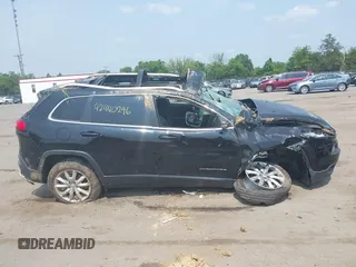 2017 Jeep Cherokee Limited с VIN 1C4PJMDS4HW631244, выставлен на аукционе IAAI как лот 42440296 с пробегом 111 461 миль миль и . История ставок и продаж доступна на DreamBid. Изображение 13.