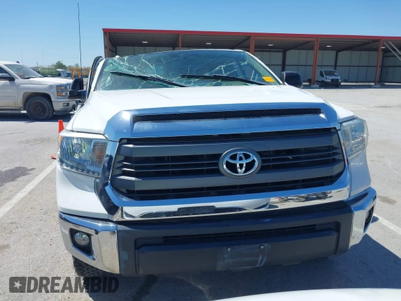 2014 Toyota Tundra 4WD Truck SR5 with VIN 5TFDW5F1XEX390763, listed as a IAAI auction lot 41973864 with 117,369 mi miles. Bid and sale history available at carsss.com. Image 12.
