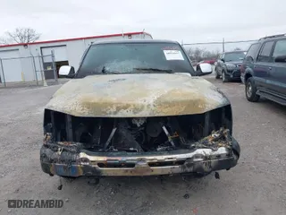 2007 Chevrolet Silverado 1500 Classic LS with VIN 2GCEC13V471146555, listed as a IAAI auction lot 40934617 with 146,144 mi miles. Bid and sale history available at carsss.com. Image 12.