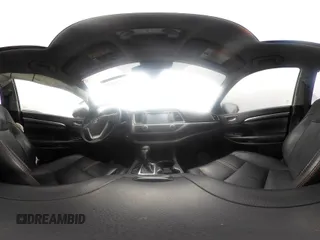 2019 Toyota Highlander SE с VIN 5TDKZRFH6KS566163, выставлен на аукционе IAAI как лот 41714920 с пробегом 87 132 миль миль и . История ставок и продаж доступна на DreamBid. Изображение 19.