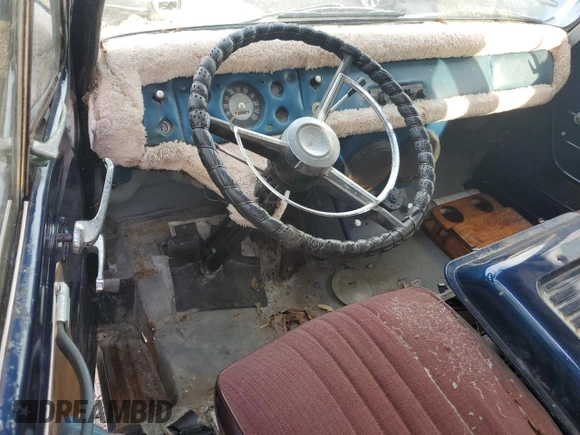 1961 Ford Econoline Cargo with VIN E10SH122862, listed as a Copart auction lot 81049724 with 105,031 mi miles and Salvage Title. Bid and sale history available at DreamBid. Image 8.