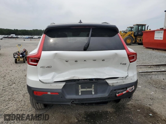 2019 Volvo XC40 R-Design z VIN YV4AC2HM5K2118760, wystawiony jako Copart lot #68668534 z przebiegiem 106 810 mil mil oraz Szkoda całkowita • Salvage title. Historia ofert i sprzedaży dostępna na DreamBid. Obrazek 6.