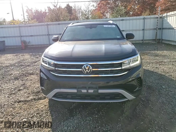2023 Volkswagen Atlas SE with VIN 1V2KE2CA2PC206051, listed as a Copart auction lot 77347584 with 19,297 mi miles and Salvage title. Bid and sale history available at DreamBid. Image 12.