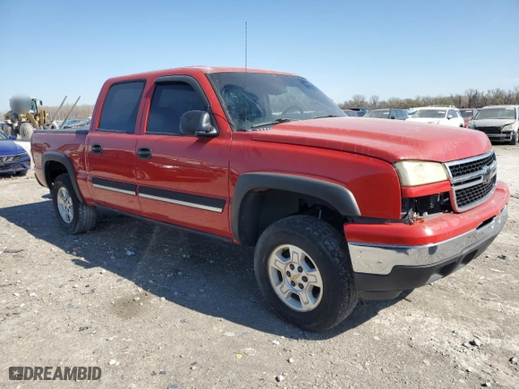 2006 Chevrolet Silverado 1500 LS with VIN 2GCEK13V561309764, listed as a Copart auction lot 50025795 with 215,769 mi miles and Salvage Title. Bid and sale history available at carsss.com. Image 4.