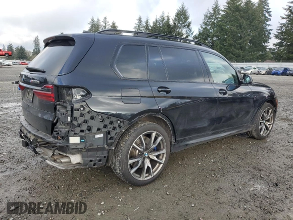 2022 BMW X7 M50i with VIN 5UXCX6C01N9L57177, listed as a Copart auction lot 88522035 with 33,031 mi miles and Salvage Title. Bid and sale history available at carsss.com. Image 3.