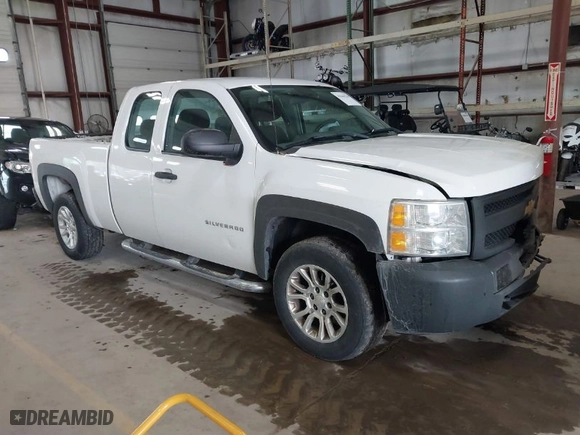 2013 Chevrolet Silverado 1500 Work Truck with VIN 1GCRKPEA2DZ145327, listed as a IAAI auction lot 41644238 with 206,707 mi miles. Bid and sale history available at carsss.com. Image 1.
