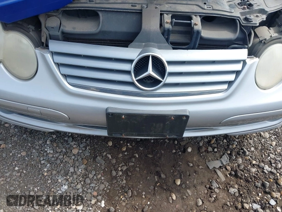 2002 Mercedes-Benz C 230/260/280/320 with VIN WDBRN47JX2A208428, listed as a IAAI auction lot 40392860 with 136,485 mi miles and . Bid and sale history available at DreamBid. Image 6.