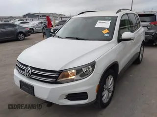 2015 Volkswagen Tiguan R-Line with VIN WVGAV7AX5FW585248, listed as a IAAI auction lot 41909618 with 137,448 mi miles and . Bid and sale history available at DreamBid. Image 20.
