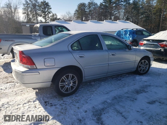 2008 Volvo S60 2.5T with VIN YV1RH592382670816, listed as a Copart auction lot 89077025 with 147,401 mi miles and Clean Title. Bid and sale history available at carsss.com. Image 3.