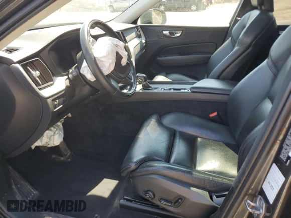2019 Volvo XC60 Momentum с VIN LYV102RK3KB215365, выставлен на аукционе Copart как лот 53096075 с пробегом Не указан миль и Списание • Salvage title. История ставок и продаж доступна на DreamBid. Изображение 7.
