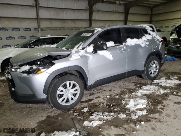 2022 Toyota Corolla Cross L with VIN 7MUAAABG9NV008805, listed as a Copart auction lot 88146835 with NaN miles and Salvage Title. Bid and sale history available at carsss.com. Image 1.