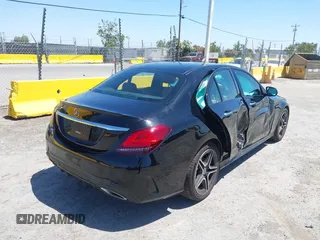 2020 Mercedes-Benz C 300 с VIN WDDWF8DB7LR561868, выставлен на аукционе IAAI как лот 42311129 с пробегом 32 038 миль миль и . История ставок и продаж доступна на DreamBid. Изображение 4.