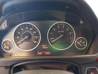2014 BMW 3 Series 328i xDrive с VIN WBA3B5G56ENS08767, выставлен на аукционе IAAI как лот 42055343 с пробегом 90 487 миль миль и . История ставок и продаж доступна на DreamBid. Изображение 7.