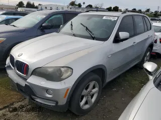 2008 BMW X5 3.0si with VIN 5UXFE43588L030785, listed as a Copart auction lot 46093105 with 122,328 mi miles and Salvage Title. Bid and sale history available at carsss.com. Image 4.