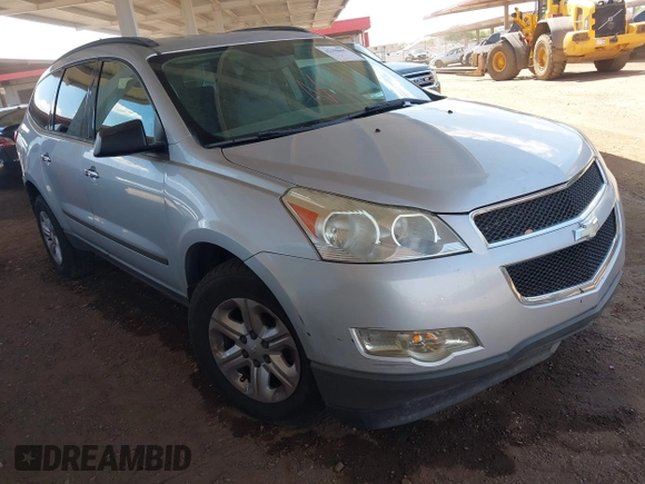 2012 Chevrolet Traverse LS z VIN 1GNKREED4CJ360370, wystawiony jako IAAI lot #42398695 z przebiegiem 194 875 mil mil oraz . Historia ofert i sprzedaży dostępna na DreamBid. Obrazek 1.