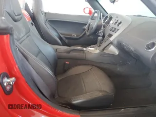 2008 Pontiac Solstice z VIN 1G2MC35B48Y131700, wystawiony jako Copart lot #50033395 z przebiegiem 4 783 mil mil oraz Szkoda całkowita • Salvage title. Historia ofert i sprzedaży dostępna na DreamBid. Obrazek 10.