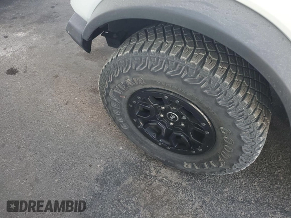 2022 Ford Bronco с VIN 1FMEE5DP1NLB68923, выставлен на аукционе IAAI как лот 42844194 с пробегом 20 202 миль миль и . История ставок и продаж доступна на DreamBid. Изображение 10.