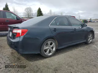 2014 Toyota Camry L with VIN 4T1BF1FK2EU392836, listed as a Copart auction lot 50820025 with 131,313 mi miles and Salvage Title. Bid and sale history available at DreamBid. Image 3.
