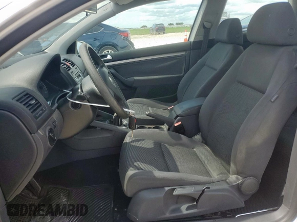 2008 Volkswagen Rabbit S with VIN WVWAA71K08W172239, listed as a Copart auction lot 61778975 with 108,894 mi miles and Clean title. Bid and sale history available at DreamBid. Image 7.