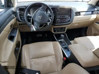 2019 Mitsubishi Outlander SE with VIN JA4AD3A30KZ034757, listed as a Copart auction lot 56308475 with 123,936 mi miles and Salvage title. Bid and sale history available at DreamBid. Image 8.