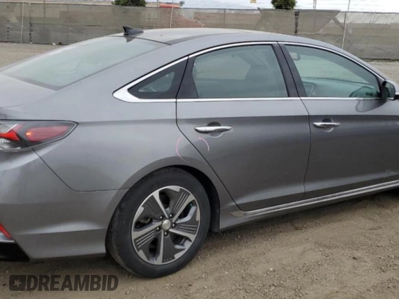 2018 Hyundai Sonata Hybrid Limited with VIN KMHE34L37JA087056, listed as a Copart auction lot 70388523 with 92,778 mi miles. Bid and sale history available at carsss.com. Image 3.