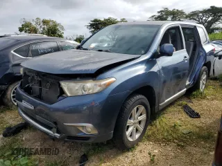 2011 Toyota Highlander z VIN 5TDZA3EH4BS008719, wystawiony jako Copart lot #74833784 z przebiegiem Nie podano mil oraz Nie do naprawy • Non repairable. Historia ofert i sprzedaży dostępna na DreamBid. Obrazek 1.